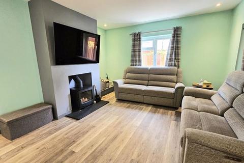 10 Aylestone Drive, Hereford, HR1 1HT