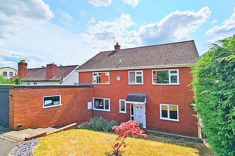 10 Aylestone Drive, Hereford, HR1 1HT