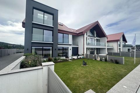 179 Marine Drive, Rhos on Sea