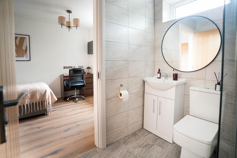 undefined, Apt 201, Cambridge House, Cambridge House M15