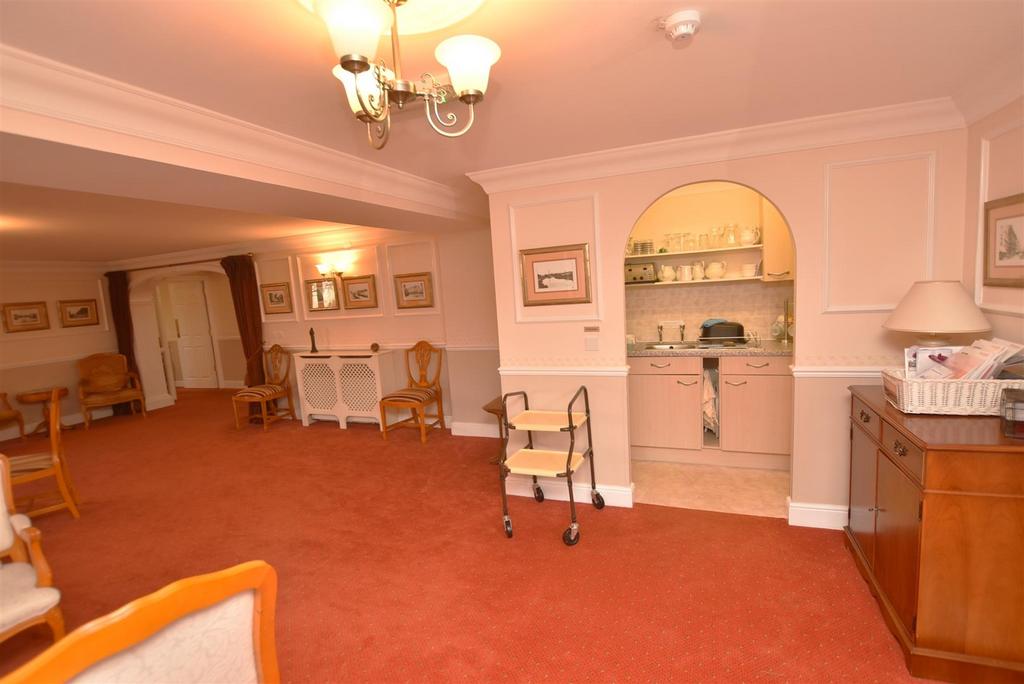 Communal Lounge
