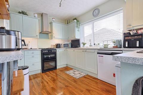 2 bedroom detached bungalow for sale, Lichfield Drive, Brixham