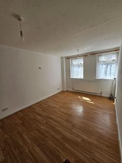 1 bedroom apartment to rent, Albert Road, West Drayton