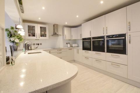 undefined, Orchard Way, Goffs Oak EN7