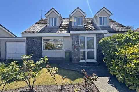 4 bedroom detached bungalow for sale, 46 Ballacriy Park, Colby
