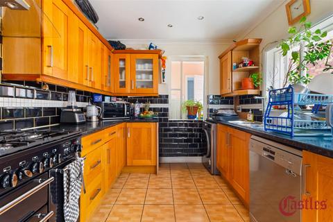 5 bedroom terraced house for sale, Waterloo Road, London