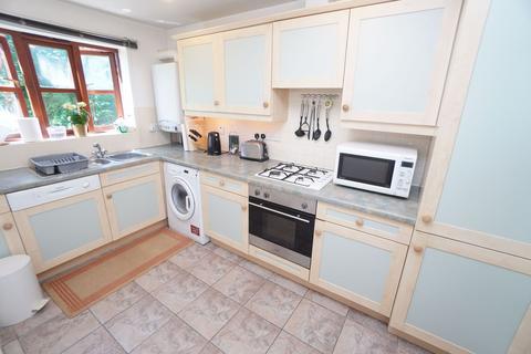 2 bedroom flat for sale, London Road, High Wycombe HP11
