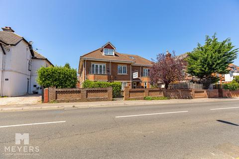 Belle Vue Road, Bournemouth, BH6 3
