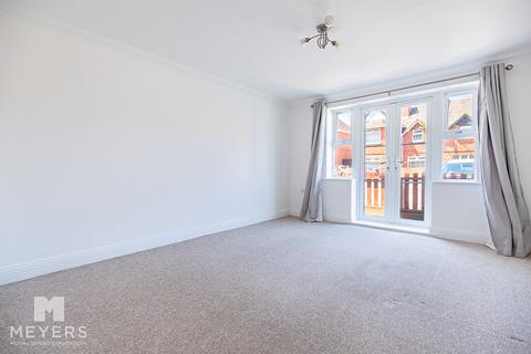 2 bedroom flat for sale, Belle Vue Road, Bournemouth, BH6 3
