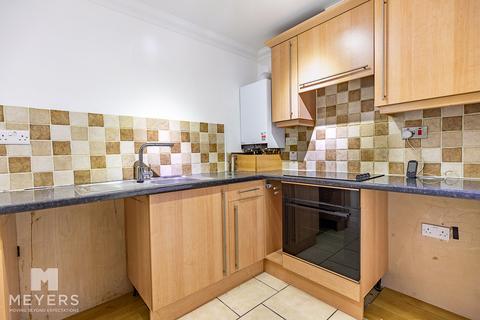 2 bedroom flat for sale, Belle Vue Road, Bournemouth, BH6 3