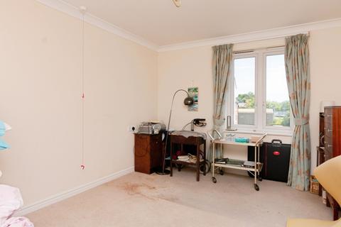 1 bedroom apartment for sale, Kingsley Court, Aldershot GU11
