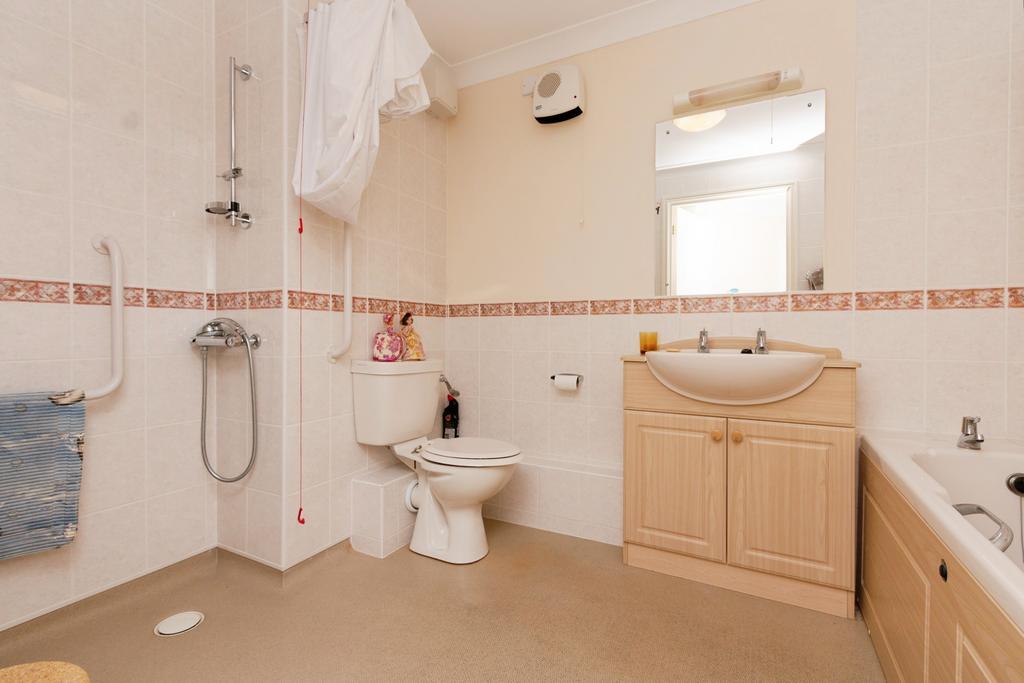 Bathroom/wetroom