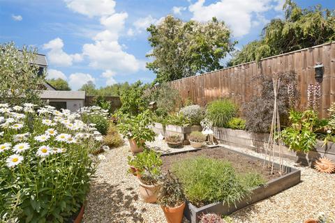 3 bedroom chalet for sale, Willow Drive, Newport, Isle of Wight
