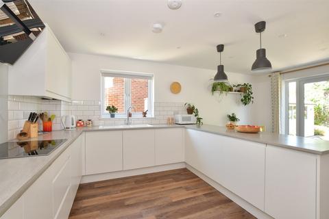 3 bedroom chalet for sale, Willow Drive, Newport, Isle of Wight