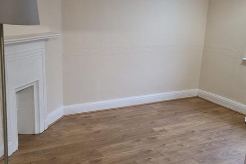 2 bedroom flat to rent, Collier Row Lane, London RM5