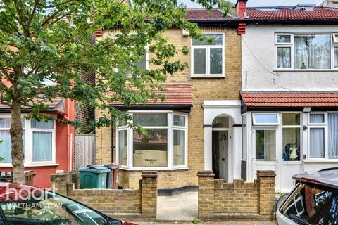 4 bedroom end of terrace house for sale, Beresford Road, Walthamstow