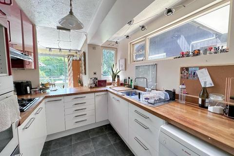 undefined, Succombs Hill, Warlingham, Surrey, CR6 9JQ