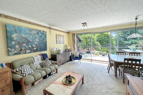 undefined, Succombs Hill, Warlingham, Surrey, CR6 9JQ