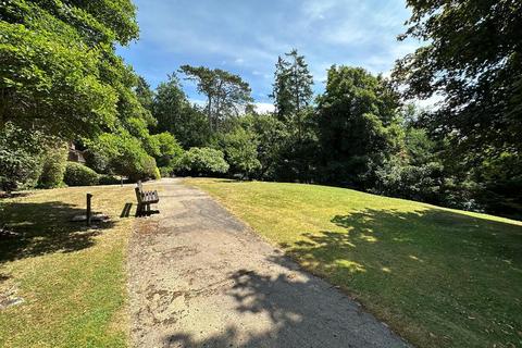 undefined, Succombs Hill, Warlingham, Surrey, CR6 9JQ