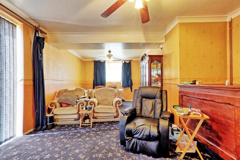 2 Montgomery Crescent, Romford, RM3 7UJ