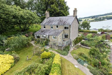 undefined, Beach Road, Y Felinheli, Gwynedd, LL56