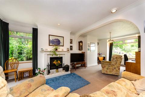 undefined, Beach Road, Y Felinheli, Gwynedd, LL56