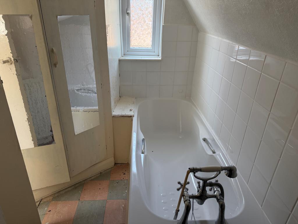 En-suite bathroom