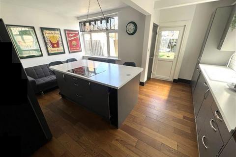 3 bedroom end of terrace house for sale, Chatsworth Avenue, Portsmouth PO6