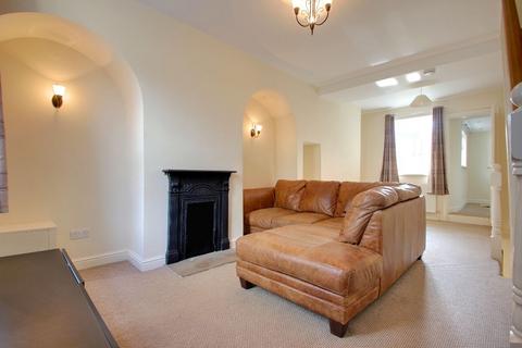 2 bedroom terraced house to rent, Park Road, Pateley Bridge, Harrogate