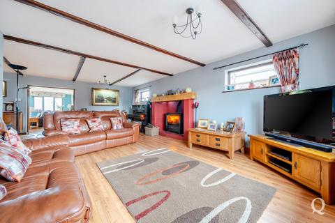 4 bedroom detached house for sale, Southsea Avenue, Minster on Sea, Sheerness, Kent, ME12