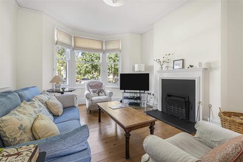3 bedroom terraced house for sale, Victoria Park, Cambridge CB4
