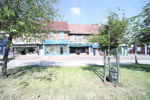 Retail property (high street) to rent, 249 Oakleigh Rd N London N20 0TX