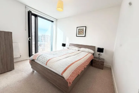 1 bedroom flat for sale, Portrait Building, River Mill One, London SE13