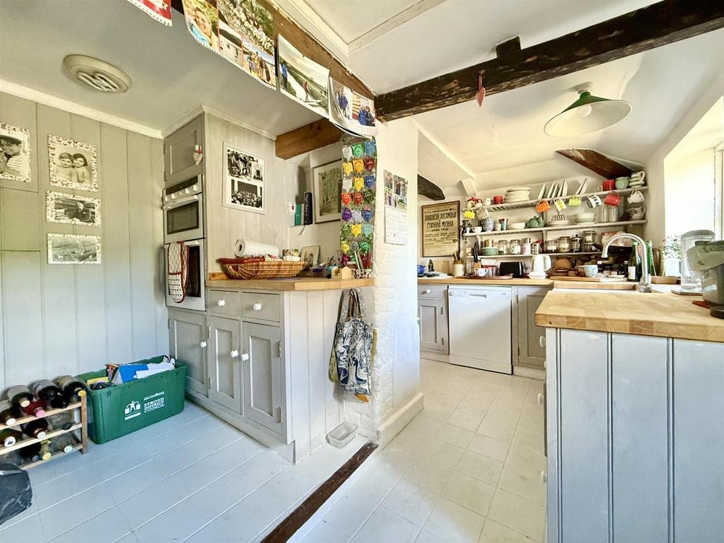 Kitchen.jpg