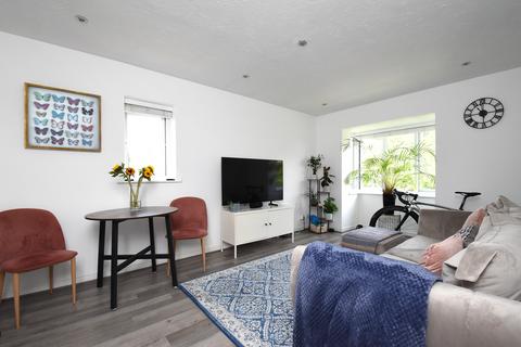 1 bedroom flat for sale, Durham Avenue Bromley BR2