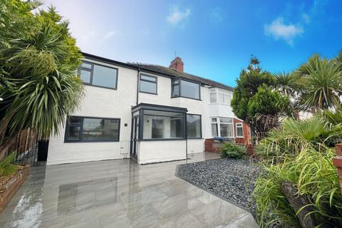 4 bedroom semi-detached house for sale, South Parade, Cleveleys FY5
