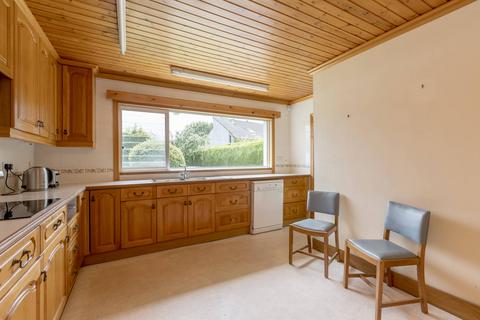 26 Burnbrae, Edinburgh, EH12 8UB