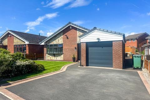3 Bellingham Close, Bury, BL8 2TU