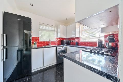 2 The Close, London, SE25 5BW