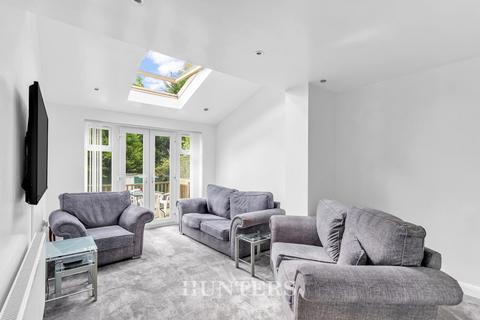 4 bedroom semi-detached house for sale, Naunton Road, Alkrington, Middleton M24