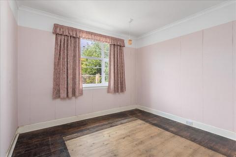 2 Davidson Park, Edinburgh, EH4 2PF
