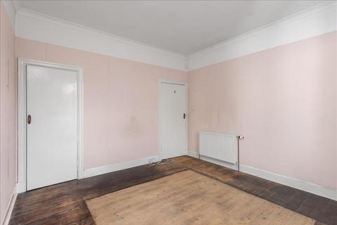 2 Davidson Park, Edinburgh, EH4 2PF