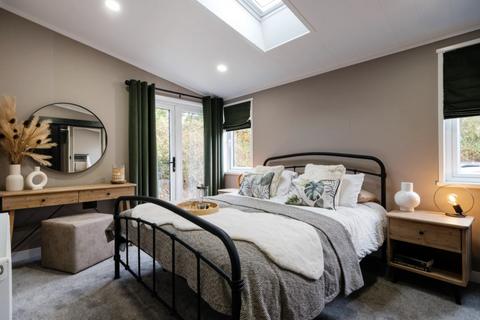 2 bedroom lodge for sale, Lytham Road, Preston, PR4