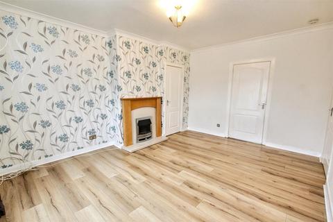 81 Cairneymount Road, Carluke, ML8 4DZ