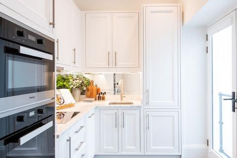 2 bedroom apartment to rent, Prince Of Wales Terrace, London W8