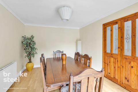4 bedroom semi-detached house for sale, Middlegate Green