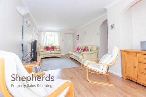 4 Borrell Close, Broxbourne, EN10 7RD