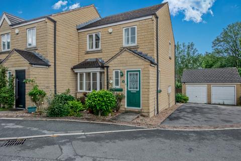 15 Teasel Close, Liversedge, WF15 8BJ
