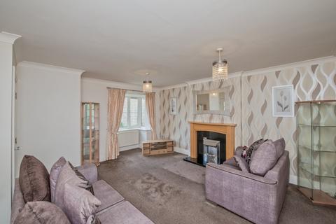15 Teasel Close, Liversedge, WF15 8BJ