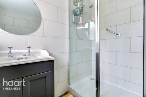 3 bedroom detached bungalow for sale, Cliff Gardens, Sheerness